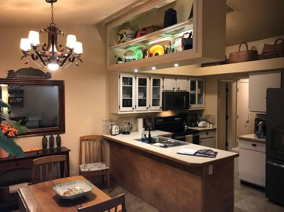 Вилла Hill'S Hummingbird Haven Llc 21442827 Сьерра-Виста Экстерьер фото